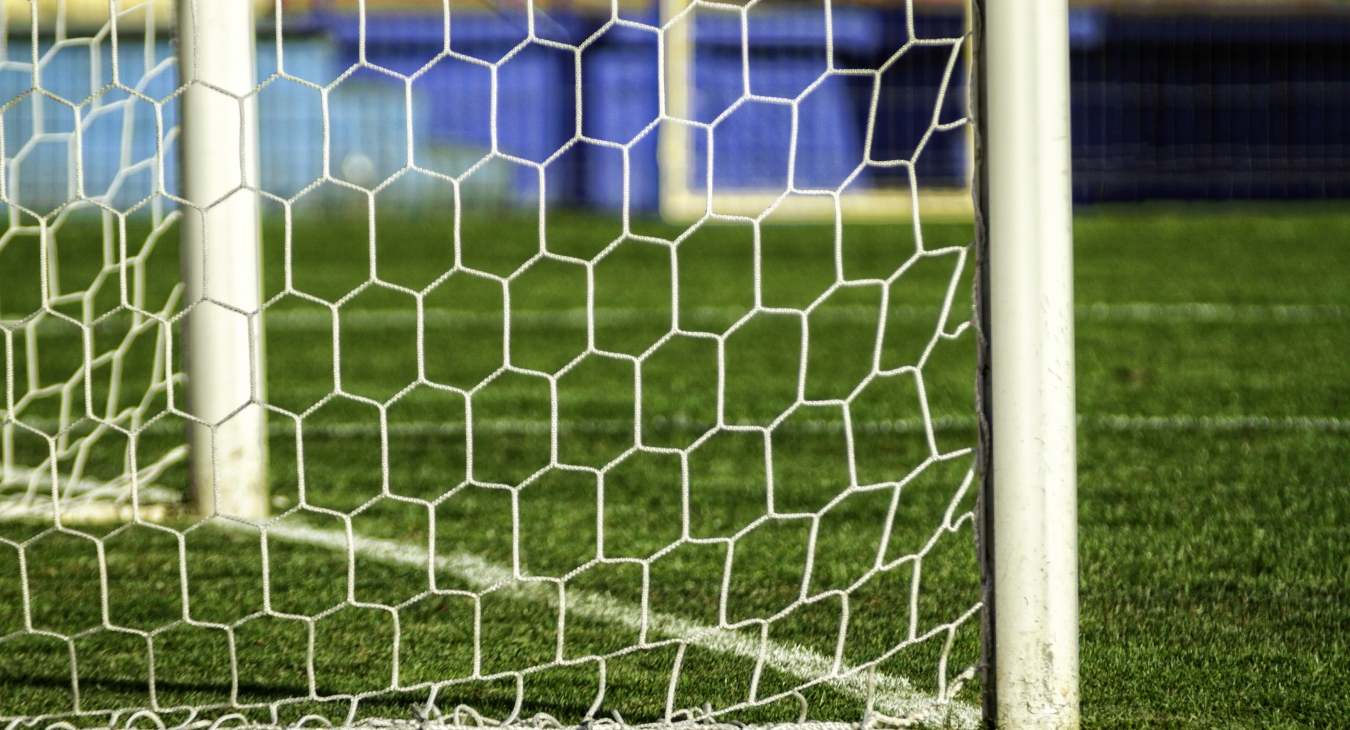 Close-up van een voetbaldoel